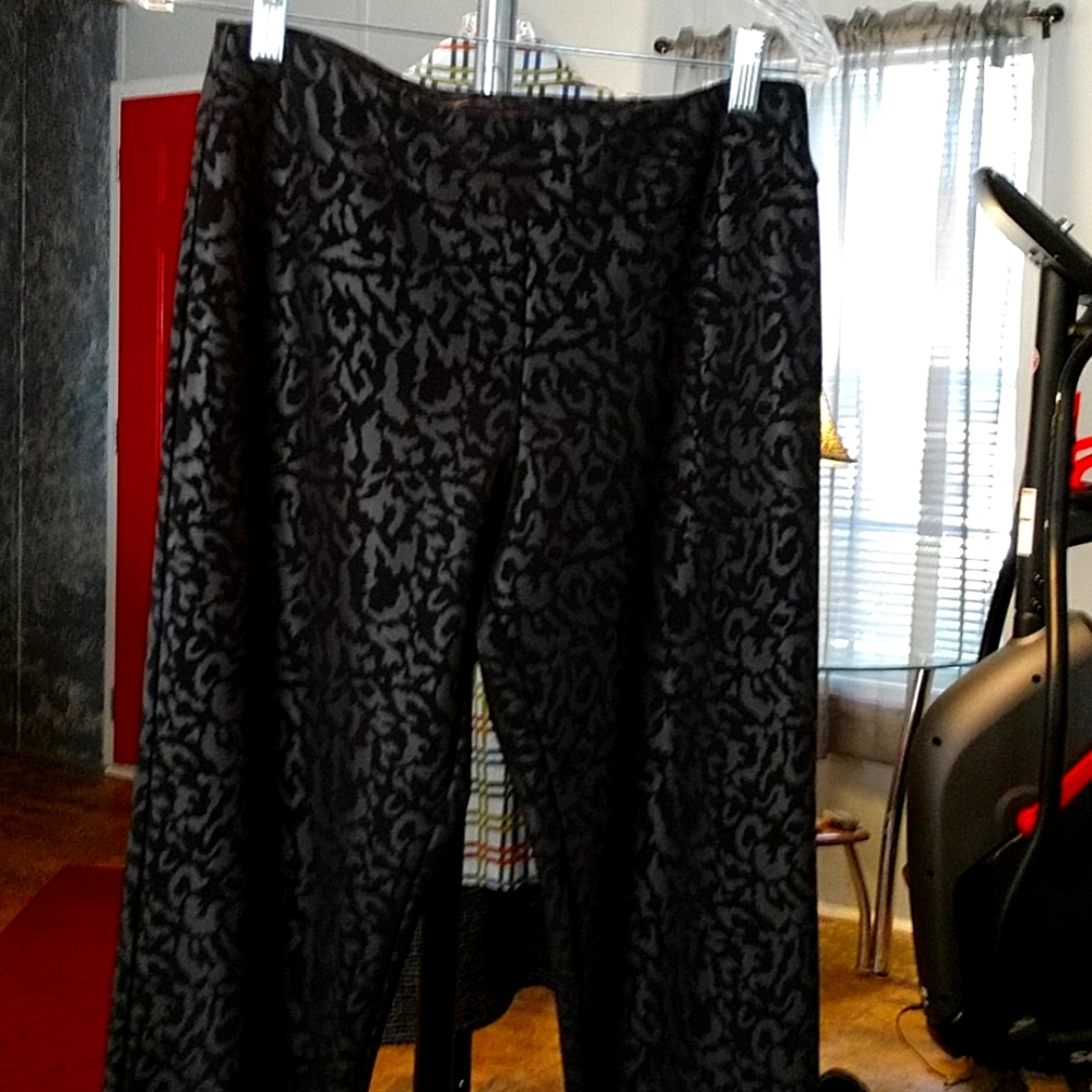 Krazy Larry leggings
